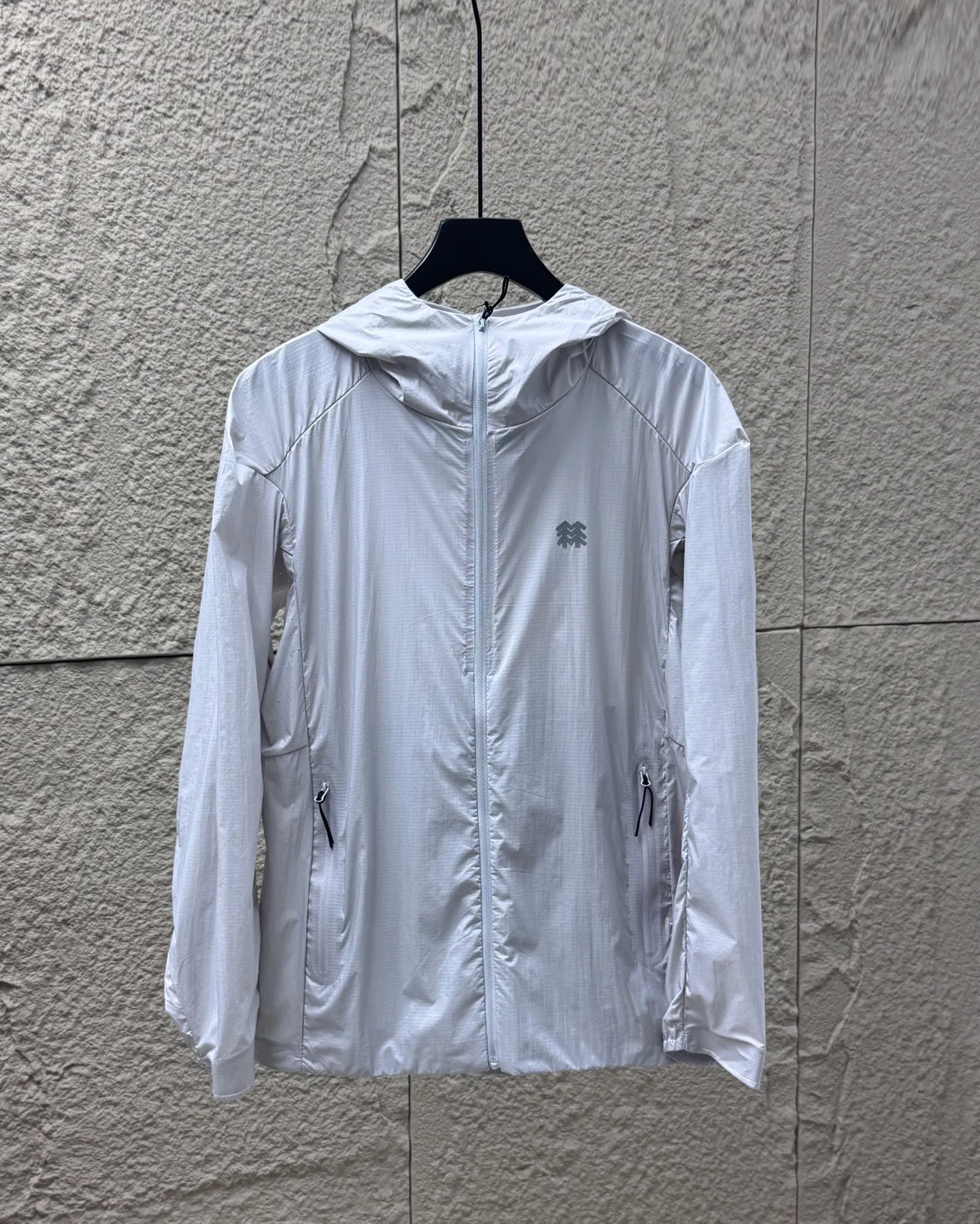 145【New Arrival】 KOLON SPORT UPF 70+ 1️⃣ Same Style KOLON SPORT UPF 70 KOLON SPORT 2️⃣ ， ， ， ， 。 ， 。。 3️⃣ ， 。 ， Breathable， ! ! ! 4️⃣ 、 、 ! ! Breathable ! 5️⃣ ! ! !! !!3D ! ! ! ： ，Yellow，Black Size M 110 45 67 73 114 46.5 69 78 XL 118 48 71 80 2XL 122 49.5 73 82 3XL 126 51 75 84 ： 2-3cm ， 。 Size M 160-170 90-110 L 170-175 100-120 XL 175-180 120-140 2XL 180-185 140-160 3XL 185-190 160-180